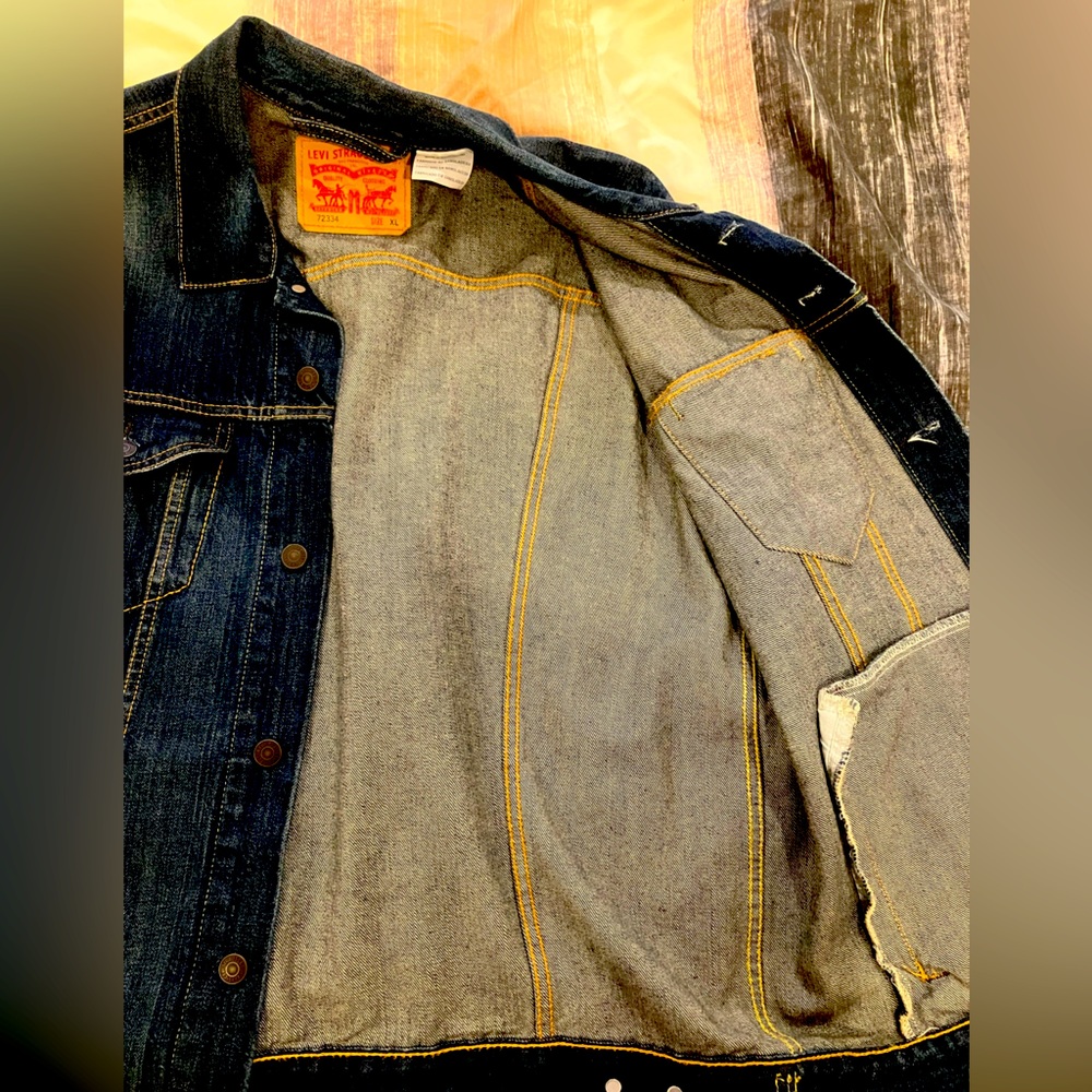 Levi’s dark wash denim jacket men’s xl - Picture 4 of 4
